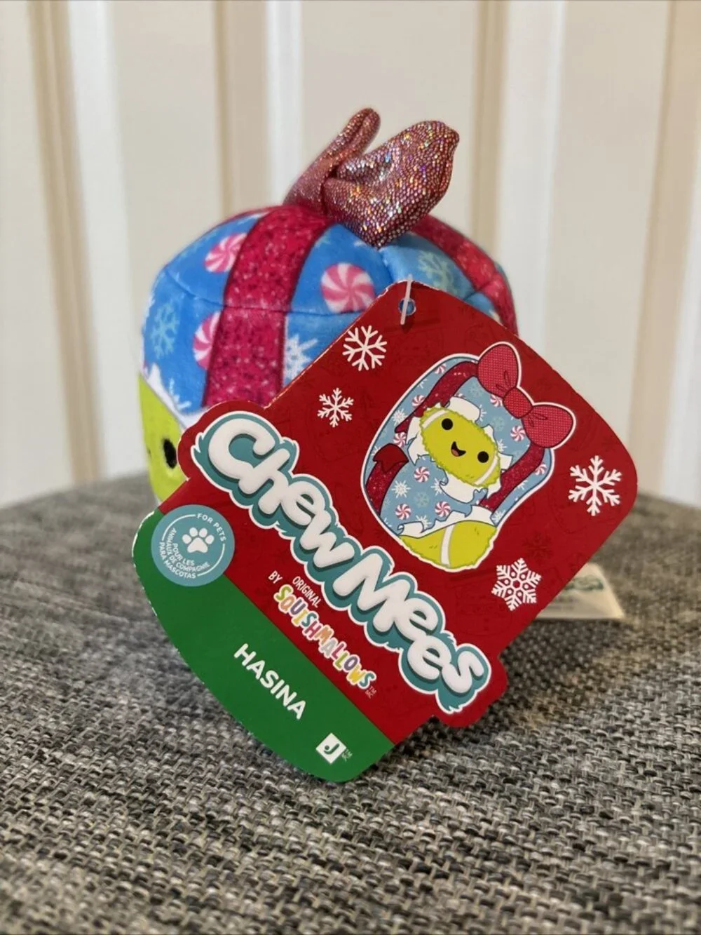 ChewMees by Original Squishmallows Hasina the Present 4